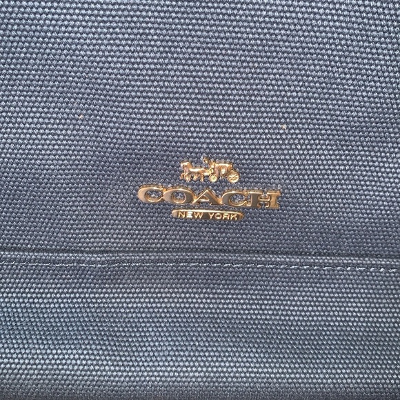 Beautiful Gently Loved Weekender “Ellis” Tote by Coach **NO CROSSBODY STRAP*** - Picture 2 of 13